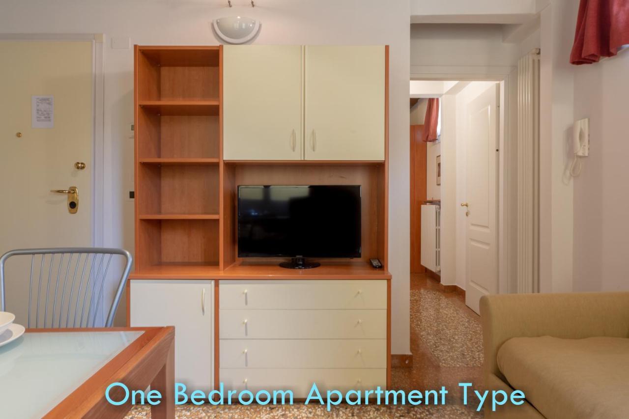 Santo Stefano Apartment *