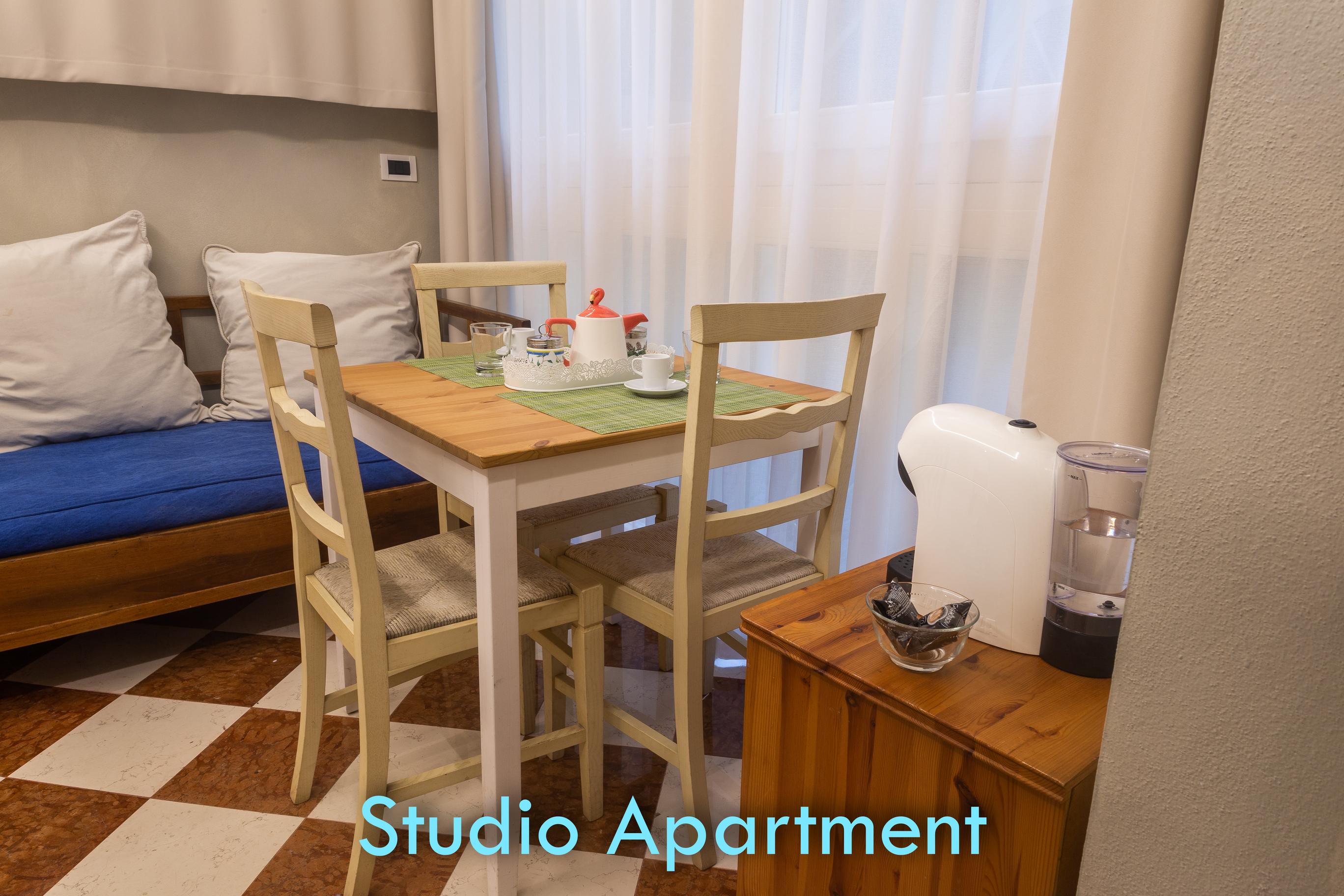 Santo Stefano Apartment *
